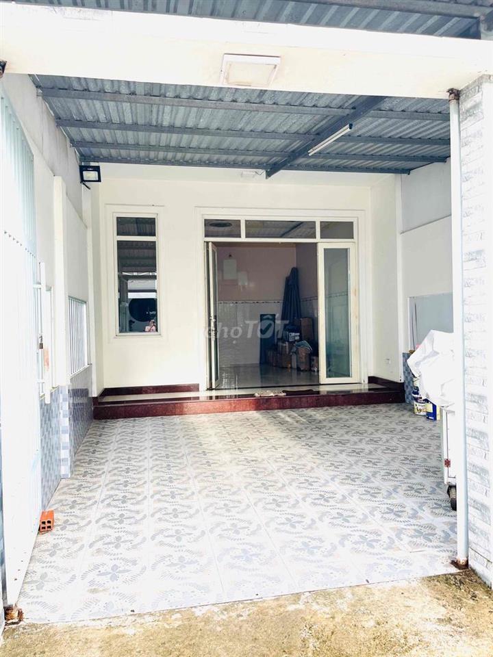 Cho thuê nhà nguyên căn gần chợ Cầu Đôi hẻm xe tải