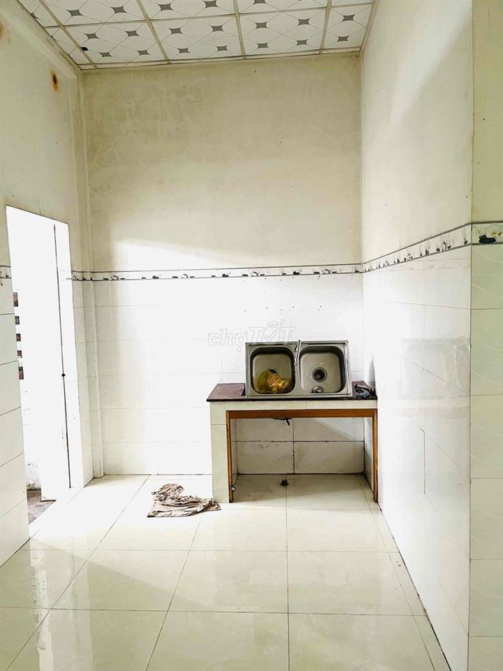Cho thuê nhà nguyên căn gần chợ Cầu Đôi hẻm xe tải