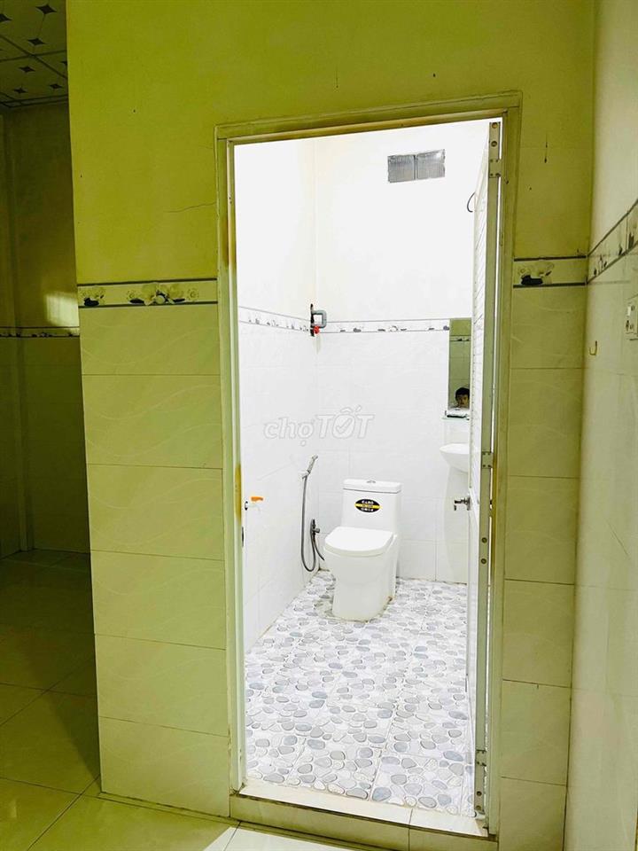 Cho thuê nhà nguyên căn gần chợ Cầu Đôi hẻm xe tải