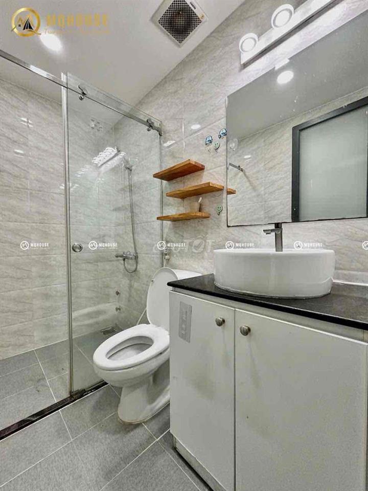Studio Ánh Sáng full NT ngay CV Hoàng Văn Thụ gần Sânbay Trường Sơn