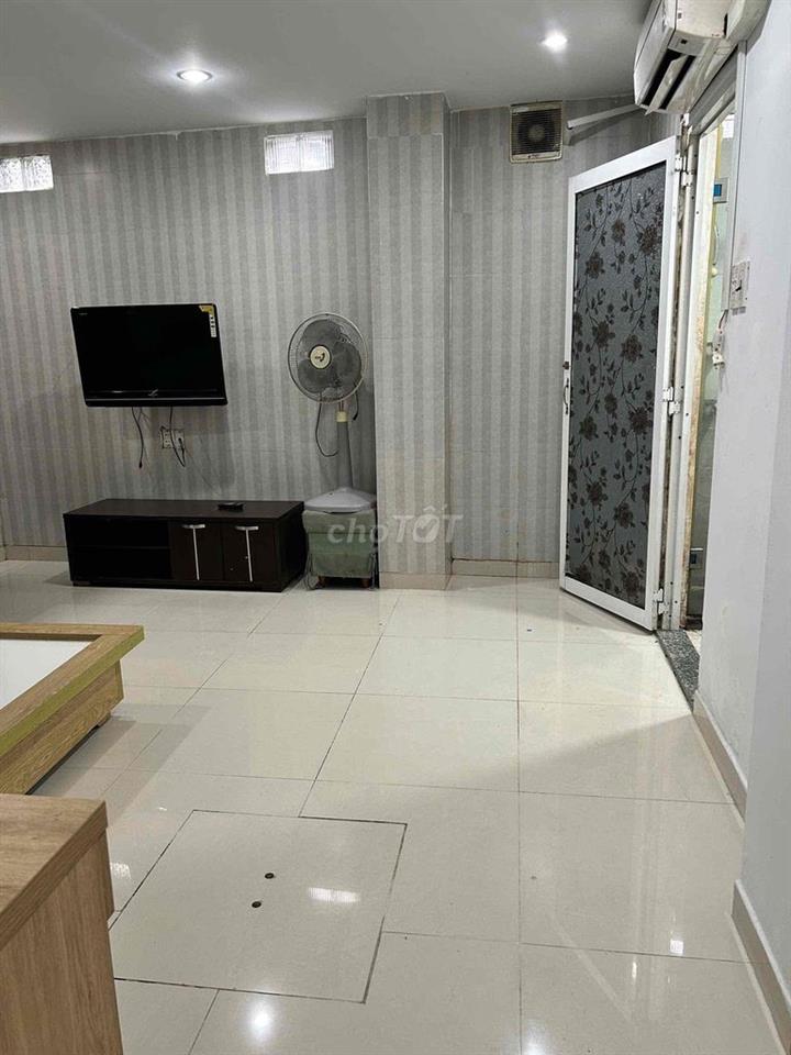 căn hộ mini dưới đất đầy đủ tiện nghi