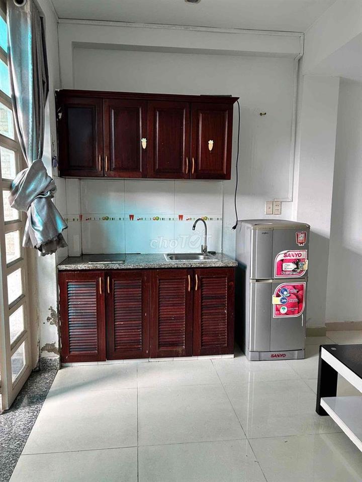 căn hộ mini dưới đất đầy đủ tiện nghi