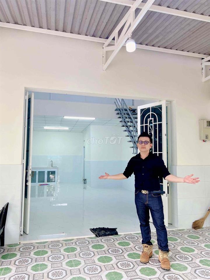 Cho thuê nhà có thể kinh doanh, làm văn phòng ở Nhà Bè