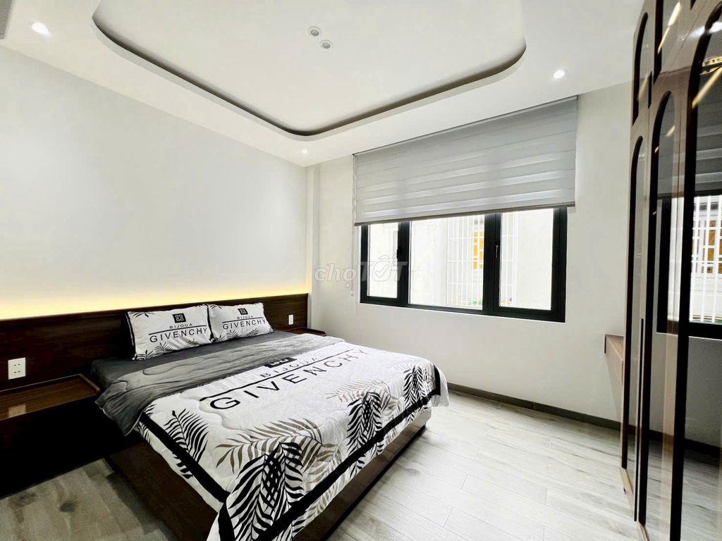 BÁN NHÀ DT 4x30M - 4 LẦU-ĐƯỜNG 12M - TRÀN QUANG CƠ Q12. GIÁ : 6,79 TỶ 