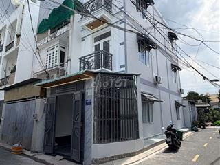 BÁN NHÀ 3 LẦU  - HẺM Ô TÔ - LÂM THỊ HỐ Q12. GIÁ : 4,88 TỶ 