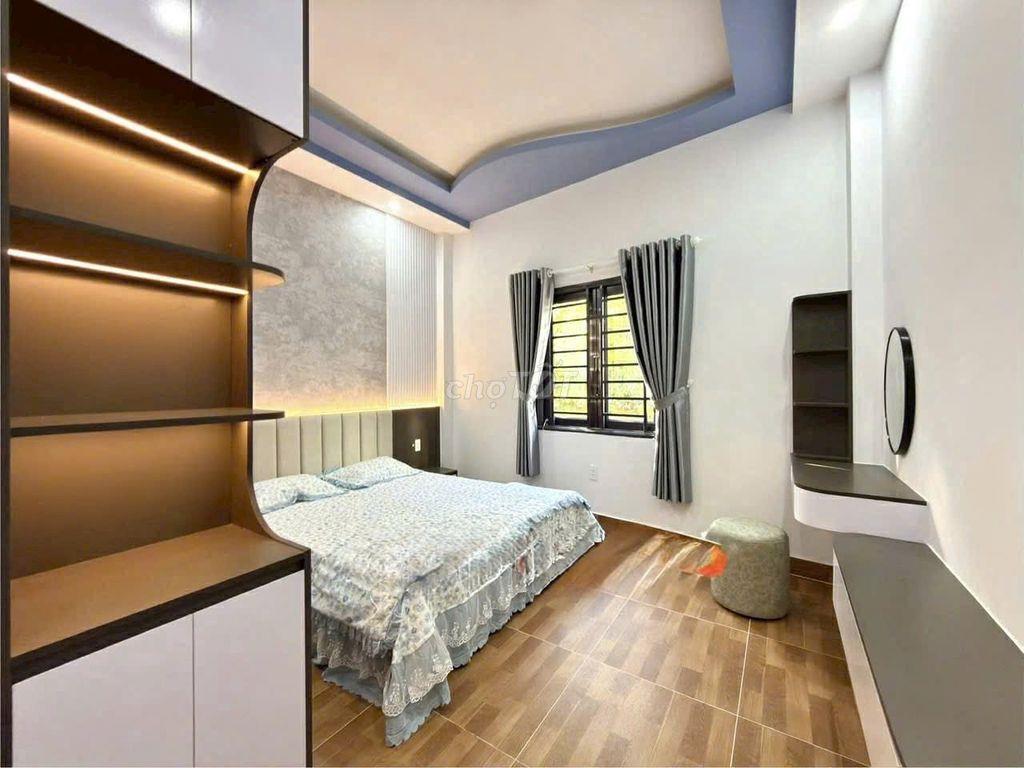 BÁN NHÀ 4 TẦNG - HẺM Ô TÔ - THẠNH XUÂN Q12. GIÁ : 5,68 TỶ 