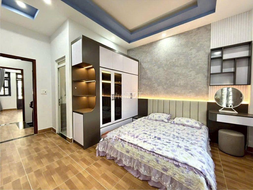 BÁN NHÀ 4 TẦNG - HẺM Ô TÔ - THẠNH XUÂN Q12. GIÁ : 5,68 TỶ 