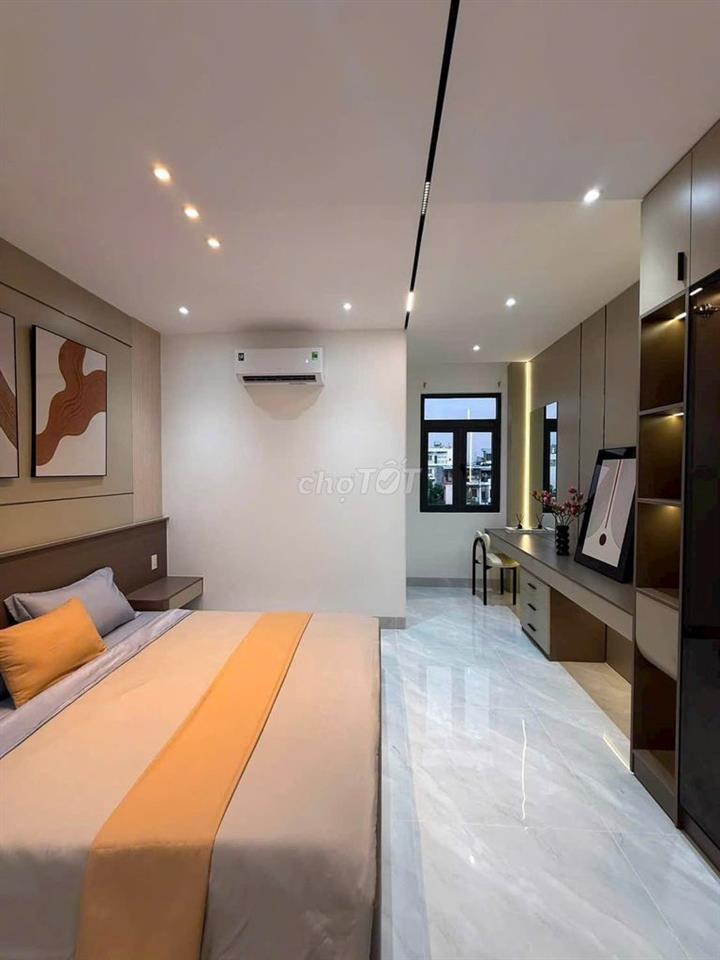 BÁN NHÀ MẶT TIỀN ĐƯỜNG  - 5 TẦNG - THỚI AN Q12. GIÁ  : 8,9 TỶ 