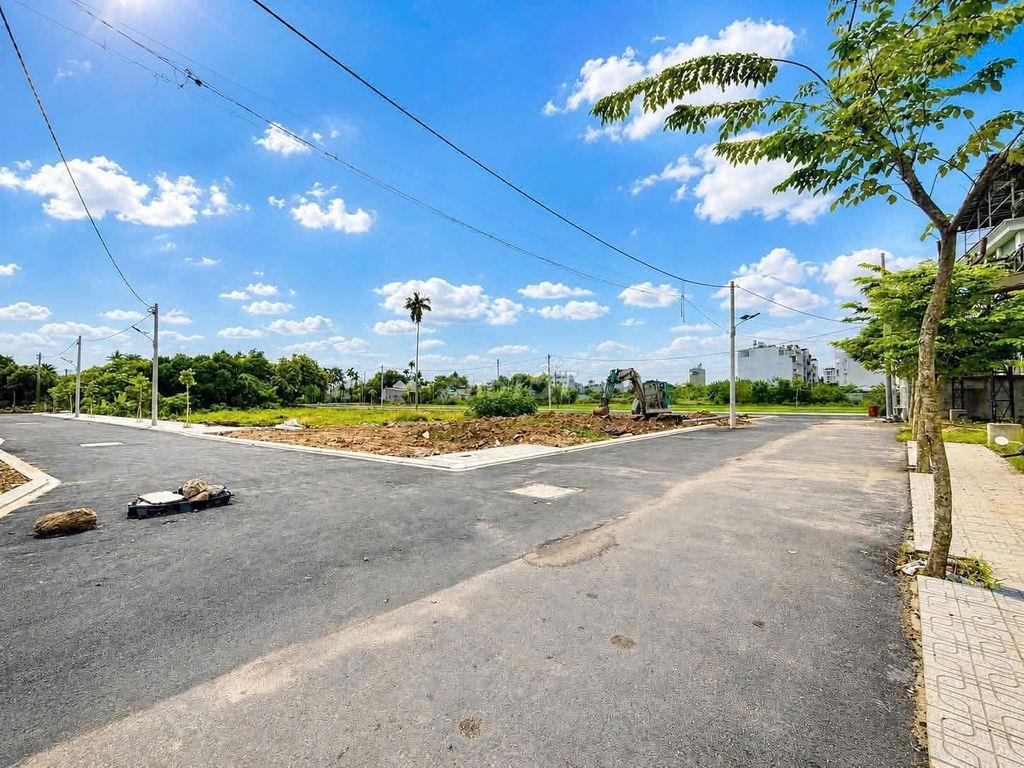 Bán đất lô góc 2 mặt tiền đường TX22, 72m2, giá 4.1 tỷ