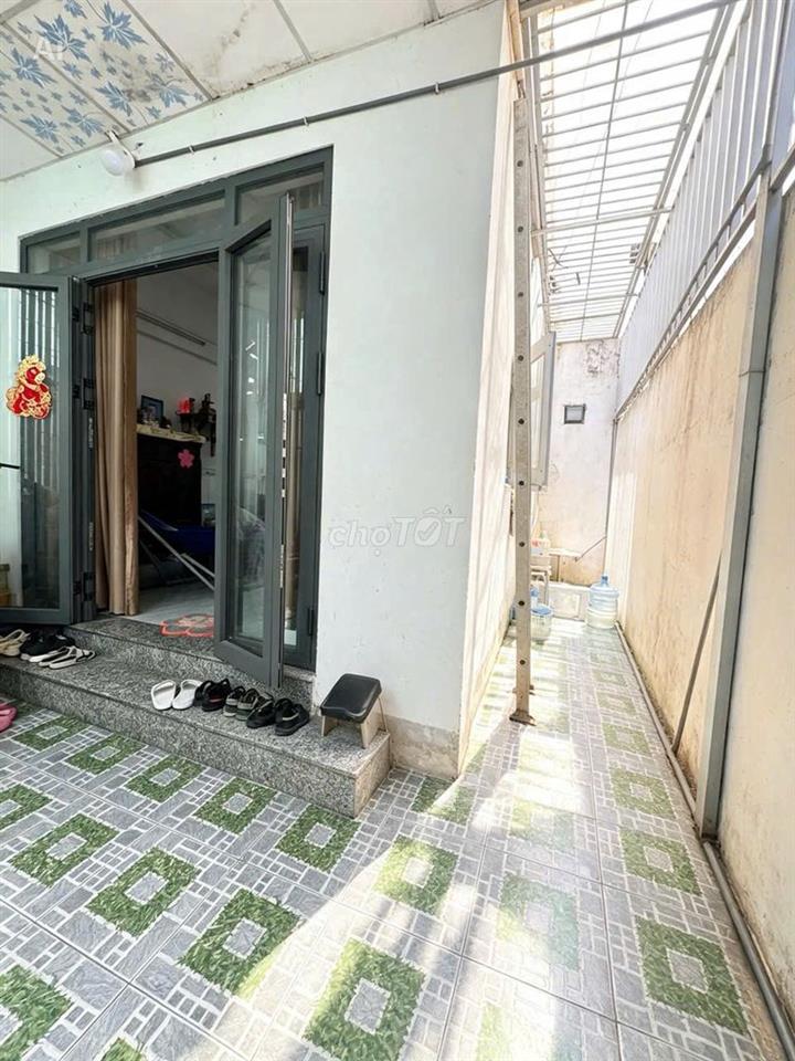 BÁN NHÀ DT 5x13M - TÂN THỚI HIỆP Q12. GIÁ : 3,28 TỶ 