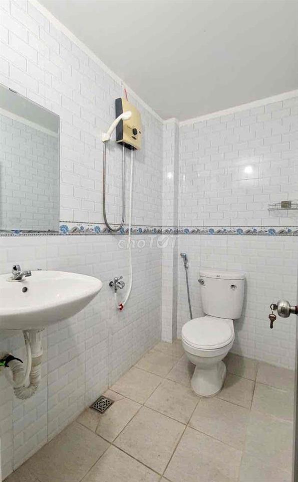 Ngay Chợ Hoàng Hoa Thám Cho Thuê Phòng Trọ Căn Hộ Full Nội Thất