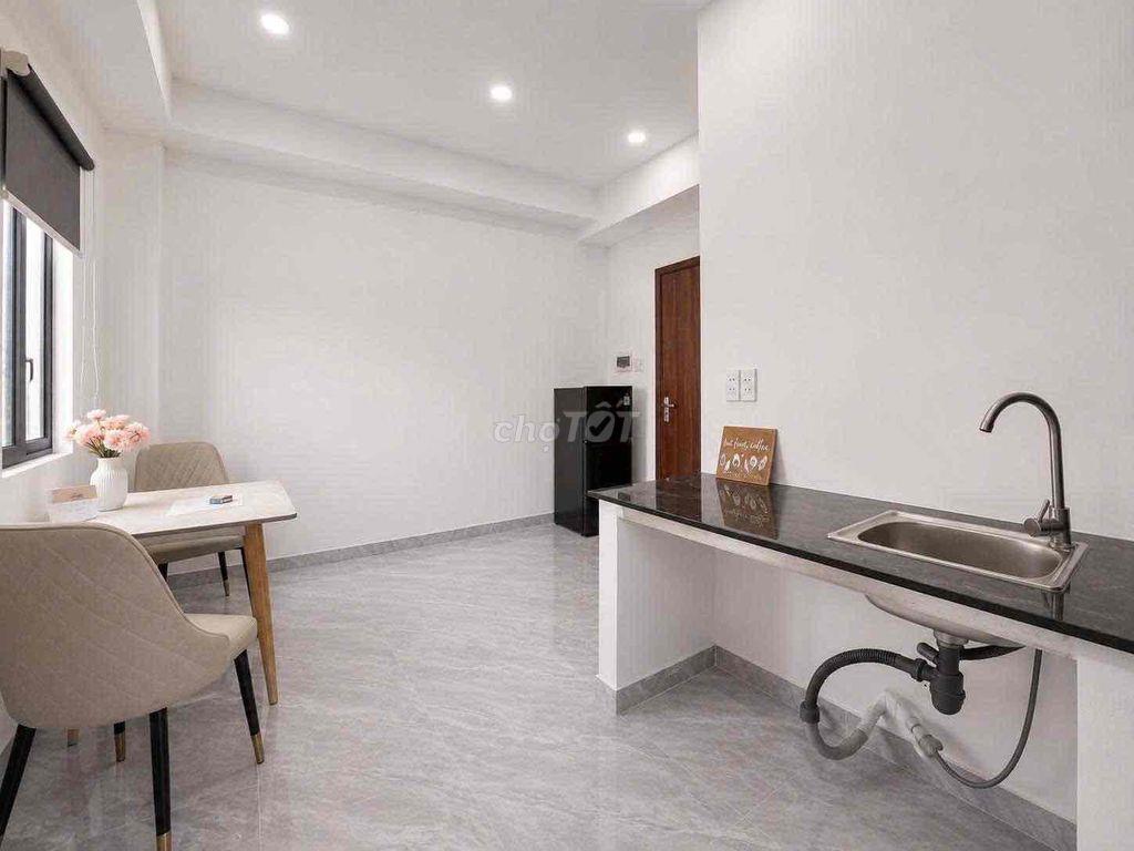 CHO THUÊ CĂN HỘ 1PHÒNG NGỦ TÁCH BẾP THUẬN TIỆN QUA  IUH VLU NTTU