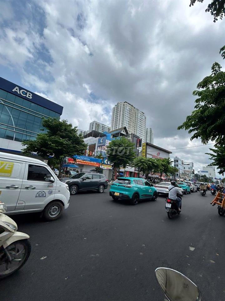 Tôi bán lỗ mặt tiền Phạm Hùng 1đời,Q8,88m,thuê 40tr/th,ngang 5.5,16ty
