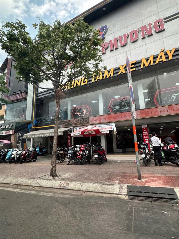 Tôi bán mặt tiền Phạm Hùng,Q8,5.5x17m,MT 40m,thuê 40tr/thang,16ty