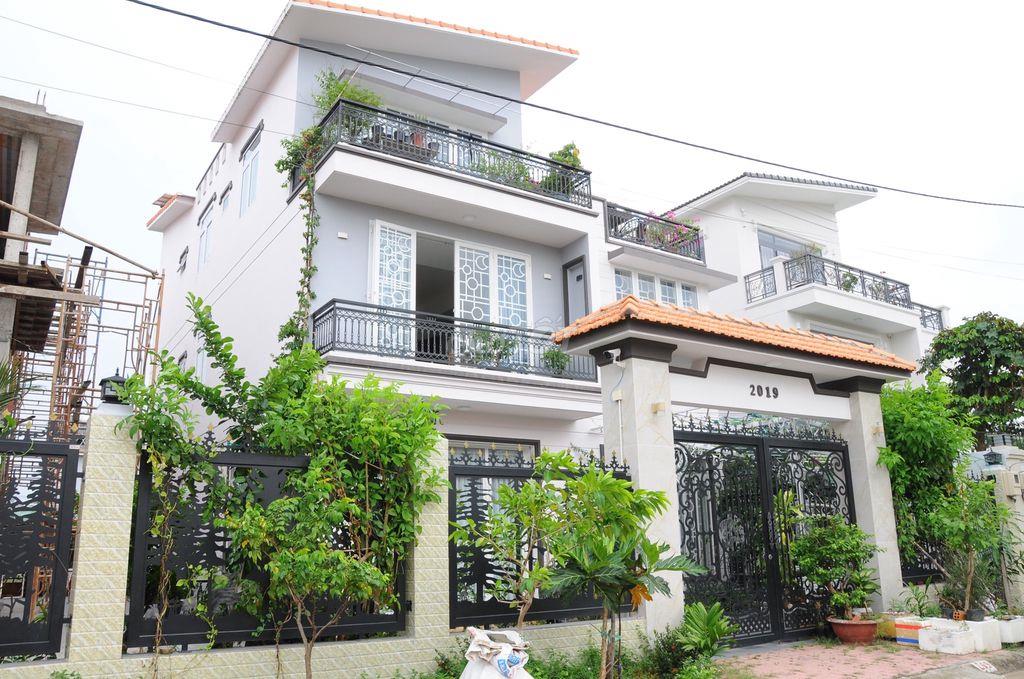 Phòng VIP (ở ghép 3 người) cách ĐH Tài chính - Marketing 800m, FPT 3km