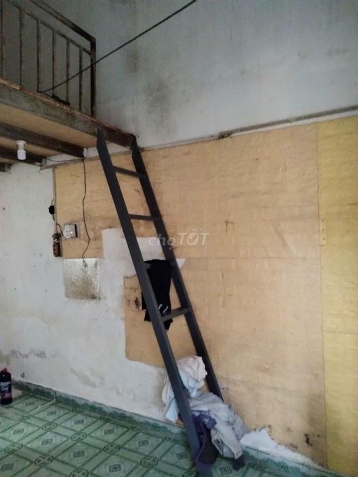 Phòng trọ có gác - Thủ Đức - Đường Đặng Văn Bi