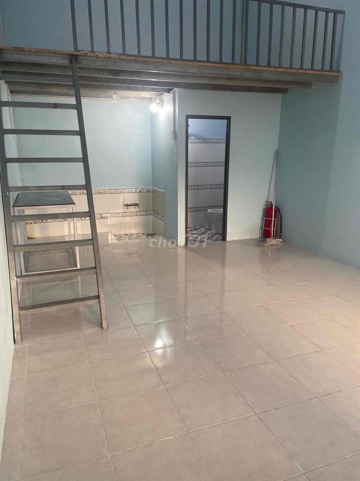 thuê nhà gần vinhome đường số 4