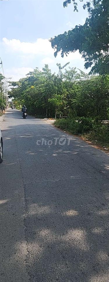 Đất Mặt tiền kênh