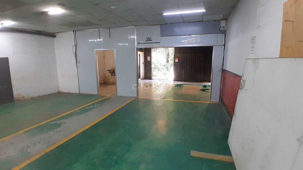 Kho, xưởng Bình Hưng ***