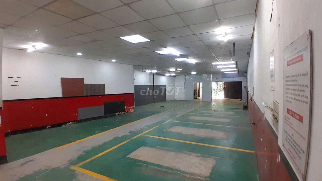 Kho, xưởng Bình Hưng ***