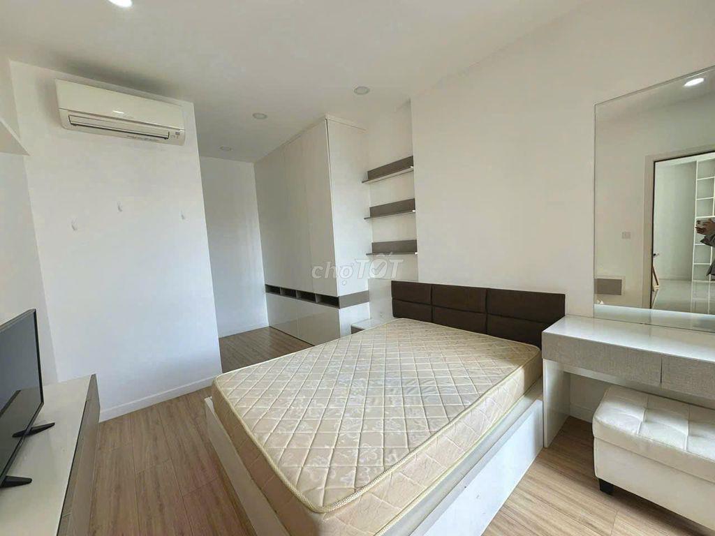 Chung cư Viva, Võ Văn Kiệt, Q6: 3p ngủ, Full NTCC, 16triệu, 90m2