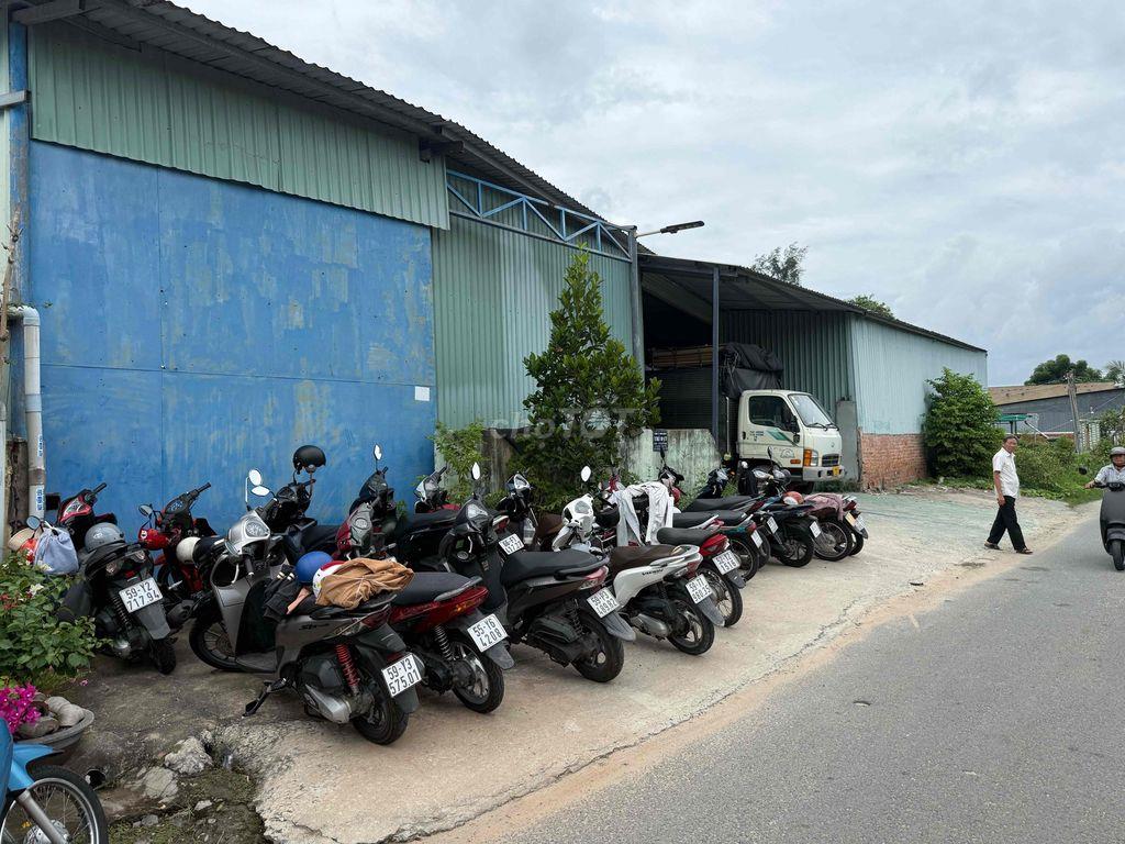 cho thuê kho 2 mặt tiền