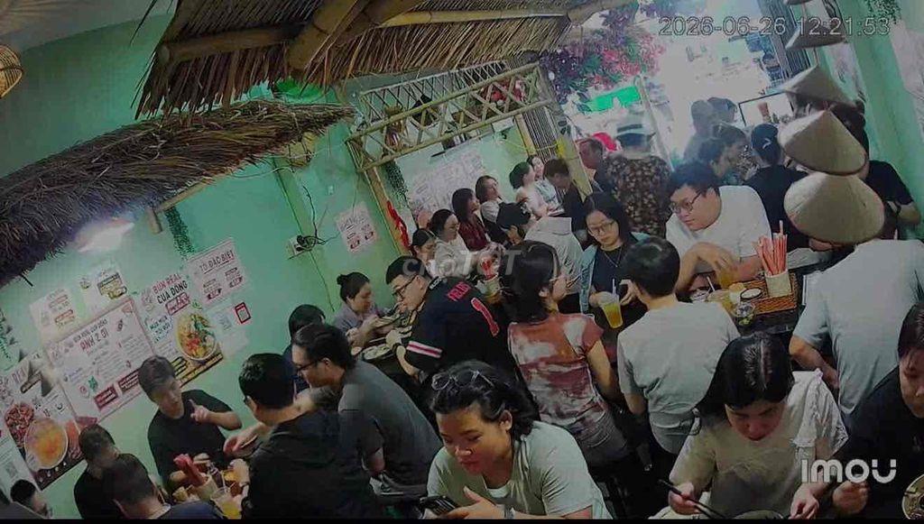 CHO THUÊ NHÀ MẶT TIỀN HẺM 10M CMT8 – QUẬN 10