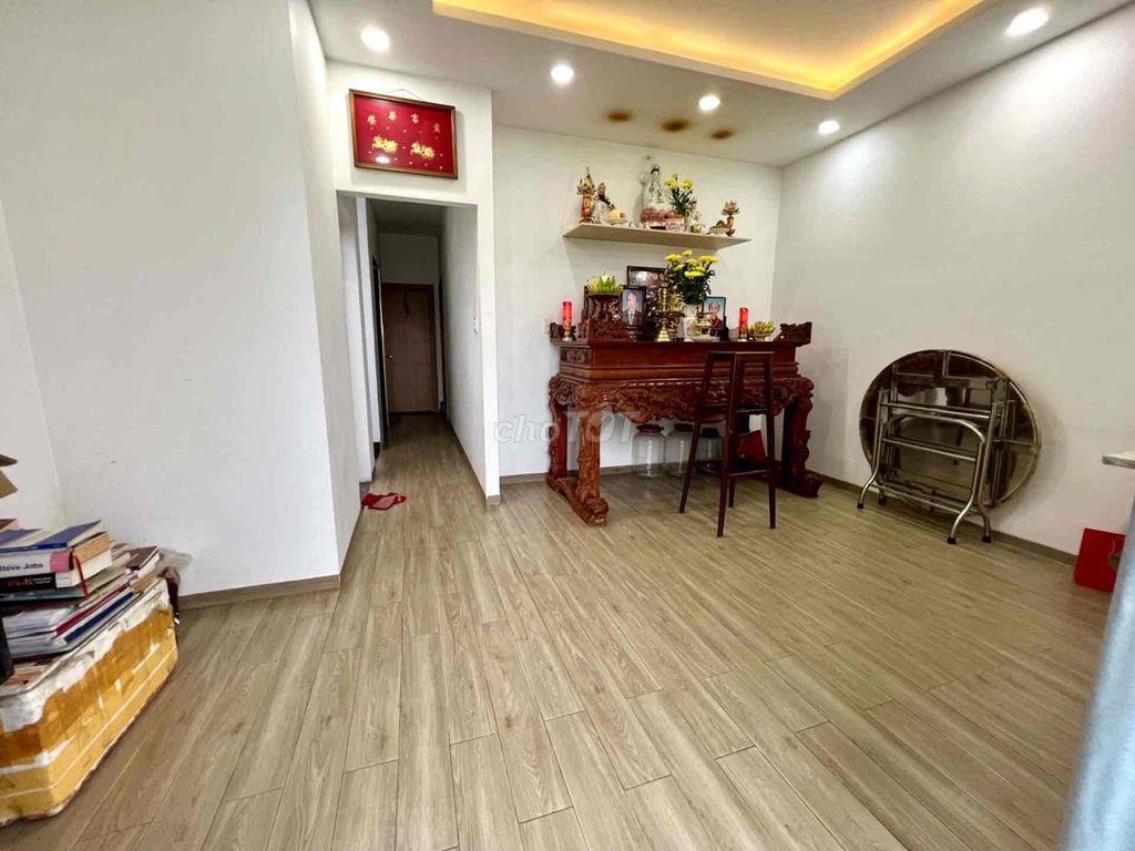 Ngay Chiến Lược giáp khu Tên Lửa, Bình Tân - 130m2 - Hẻm oto né - 16ty