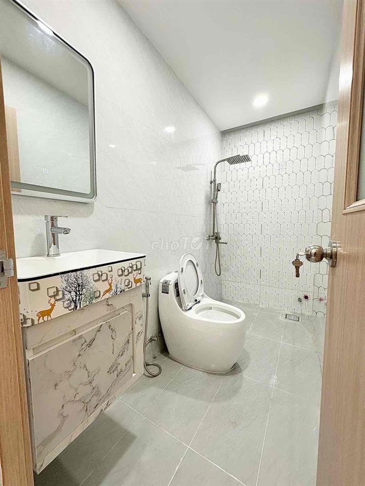 Hiếm có Huỳnh Thiện Lộc, Tân Phú - 60m2 - 3PN - 2 tầng. Chào 5.9 tỷ