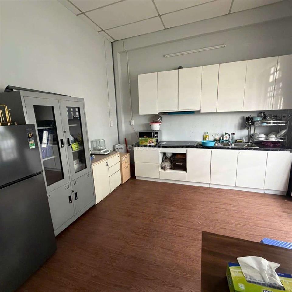 xuongy mới 900m2 An Phú Đông quận 12 