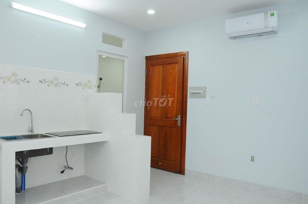 Phòng VIP (ở ghép 3 người) cách ĐH Tài chính - Marketing 800m FPT 3km
