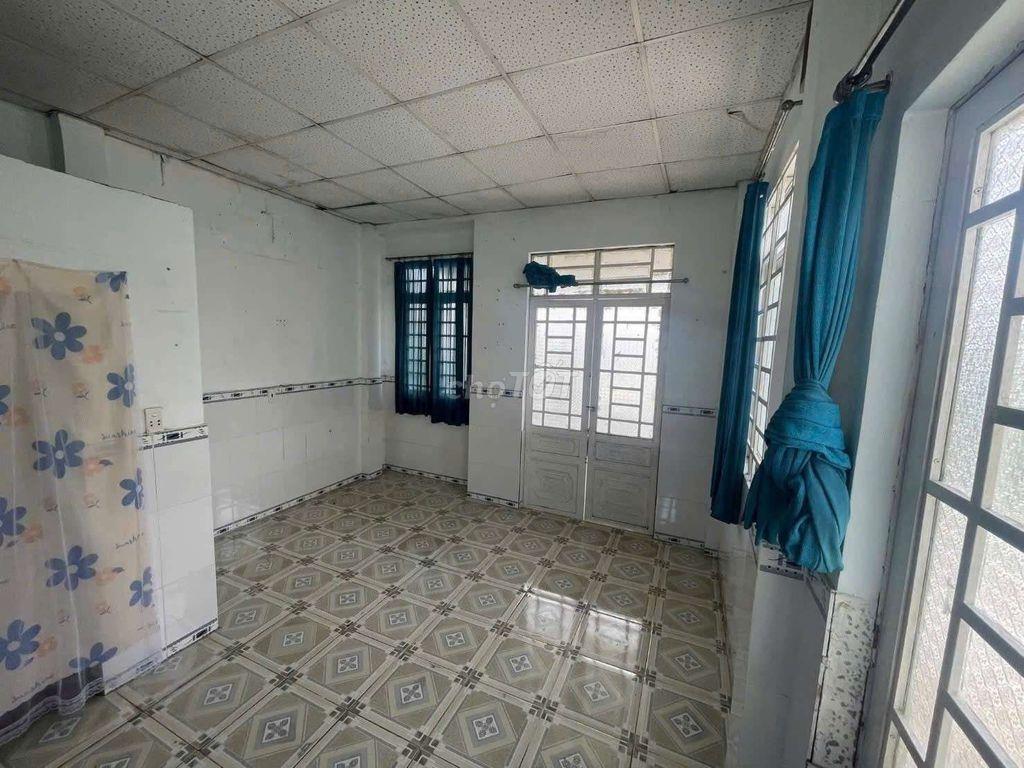 bán dãy trọ 5 phòng+ 1 lầu,