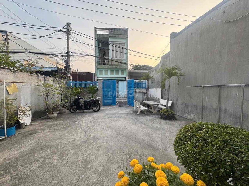 Bán nhà gấp 7,12x28 Hiệp Bình Phước