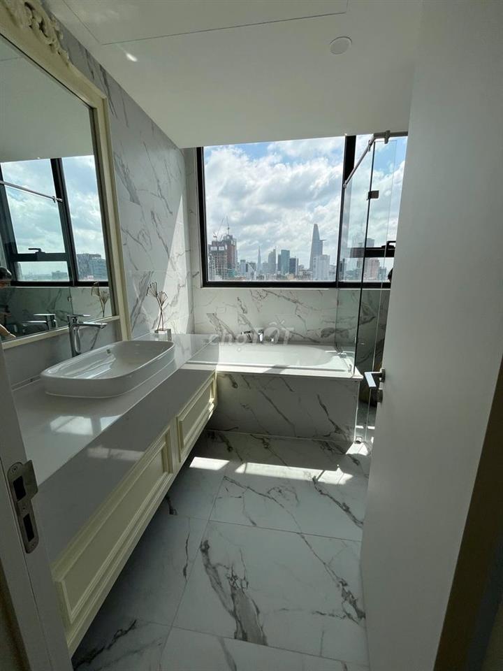 Novaland Quận 1 chỉ 3.6 tỷ nhận nhà ở liền căn hộ Grand Manhattan