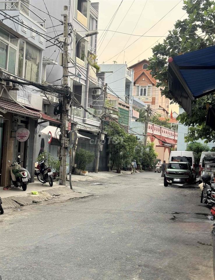 Cho thuê nhà mặt tiền