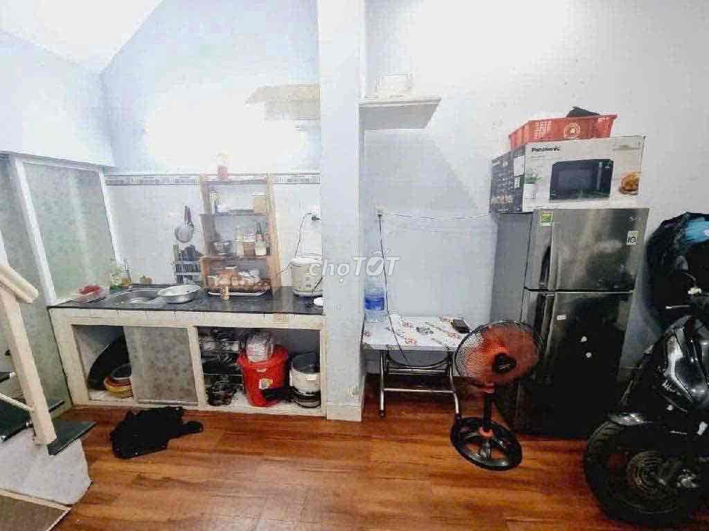Cho Thuê nhà nguyên căn Lý Chính Thắng