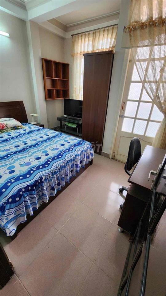 -Cho thuê nhà hẻm sau lưng bánh mì Bon Bon góc Phan Đình Phùng Nguyễn