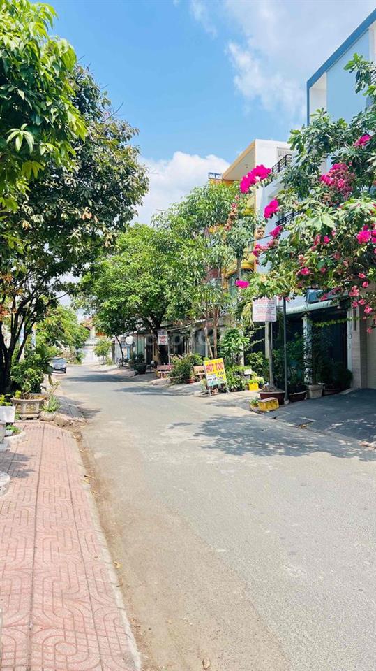 CHÍNH CHỦ CẦN BÁN NỀN ĐẤT BIỆT THỰ 200M2 KHU DÂN CƯ VĨNH LỘC