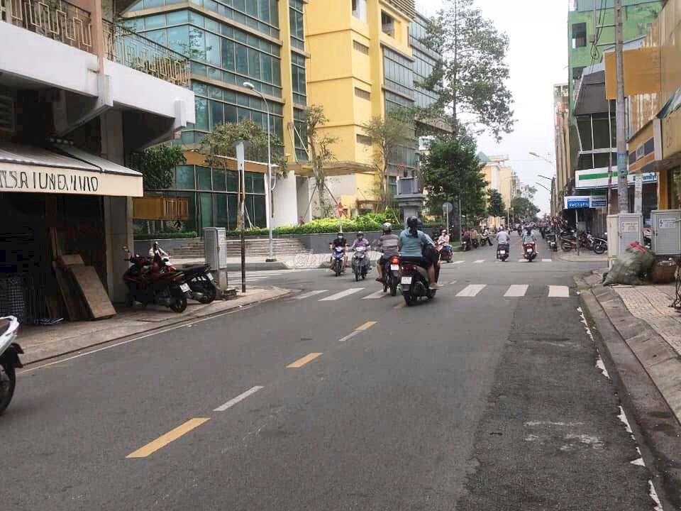 Cho thuê nhà Mặt tiền gần Dương Tử Giang, Q5 7x5 3 tấm 2p 2w kdoanh