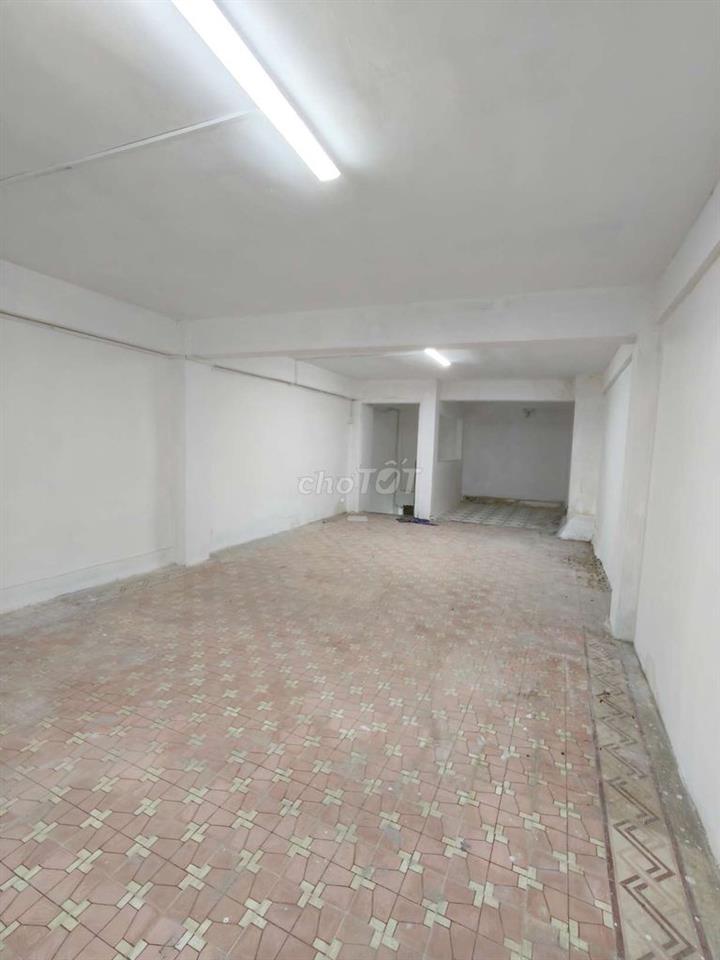 Cho thuê nhà Mặt tiền Chợ Bình Tây, Q6-4x17- 1 lầu- kinh doanh tốt