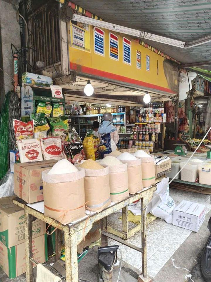 Cho thuê vựa- Sạp bán đồ Chợ Bình Tây, Q6-9m2- kinh doanh tốt