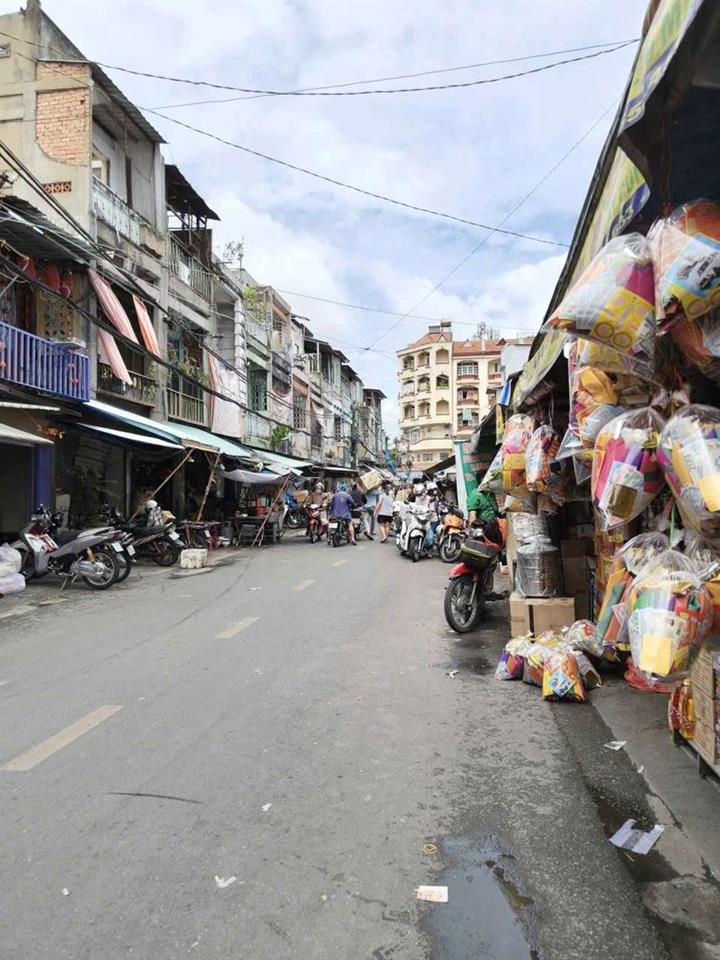 Cho thuê vựa- Sạp bán đồ Chợ Bình Tây, Q6-9m2- kinh doanh tốt