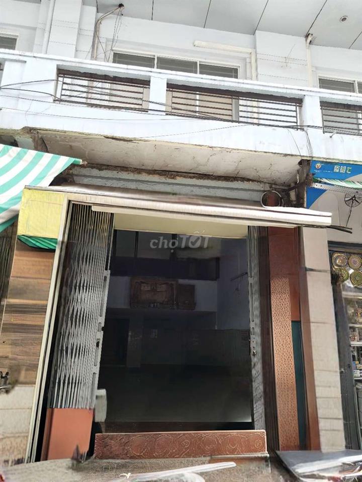 Cho thuê nhà Mặt tiền gần Phùng Hưng, Q5 4x14- 2 phòng, kinh doanh tôt