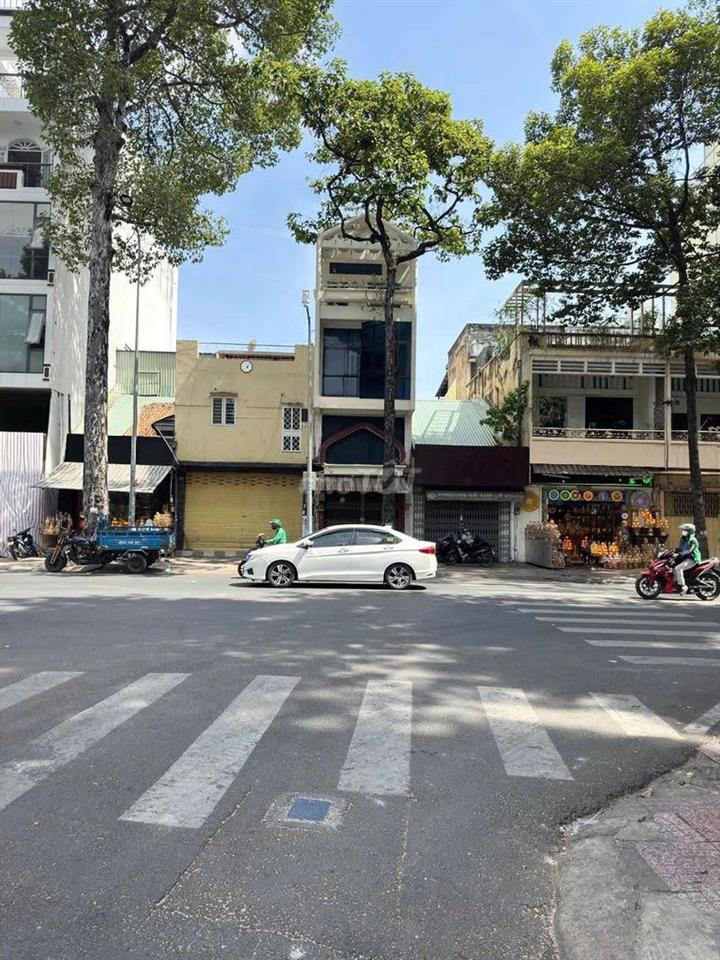 Cho thuê nhà Mặt tiền Nguyễn Chí Thanh, P12,Q5- 5x26- 3 tấm- 7 phòng