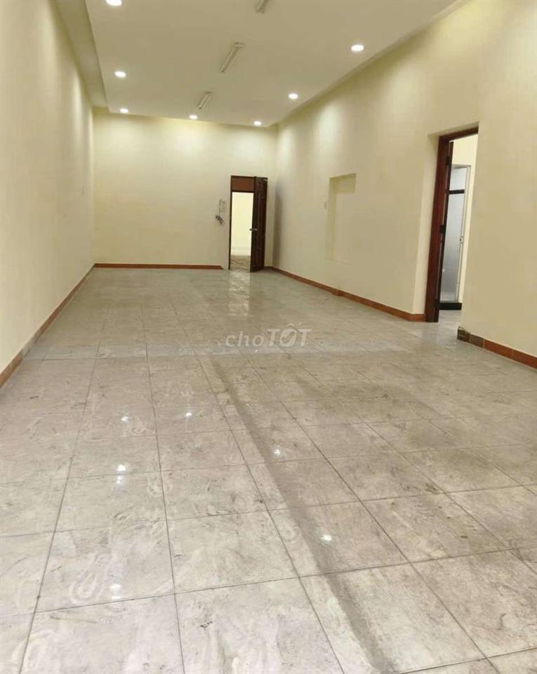 Cho thuê nhà- Mặt tiền gần Hải Thượng Lãn Ông, Q5- 9,2x24m- 4 tấm -8p
