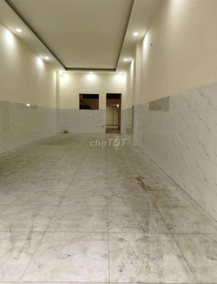 Cho thuê nhà- Mặt tiền gần Hải Thượng Lãn Ông, Q5- 9,2x24m- 4 tấm -8p