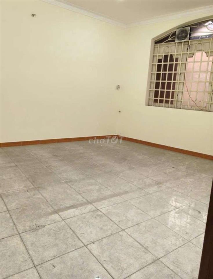 Cho thuê nhà Mặt tiền gần Hải Thượng Lãn Ông, Q5- 9,2x24m- 4 tấm- 8p