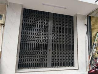 Cho thuê nhà mặt tiền Nguyễn Chí Thanh, P12,Q5- 4x20-3 tấm- 40 triệu
