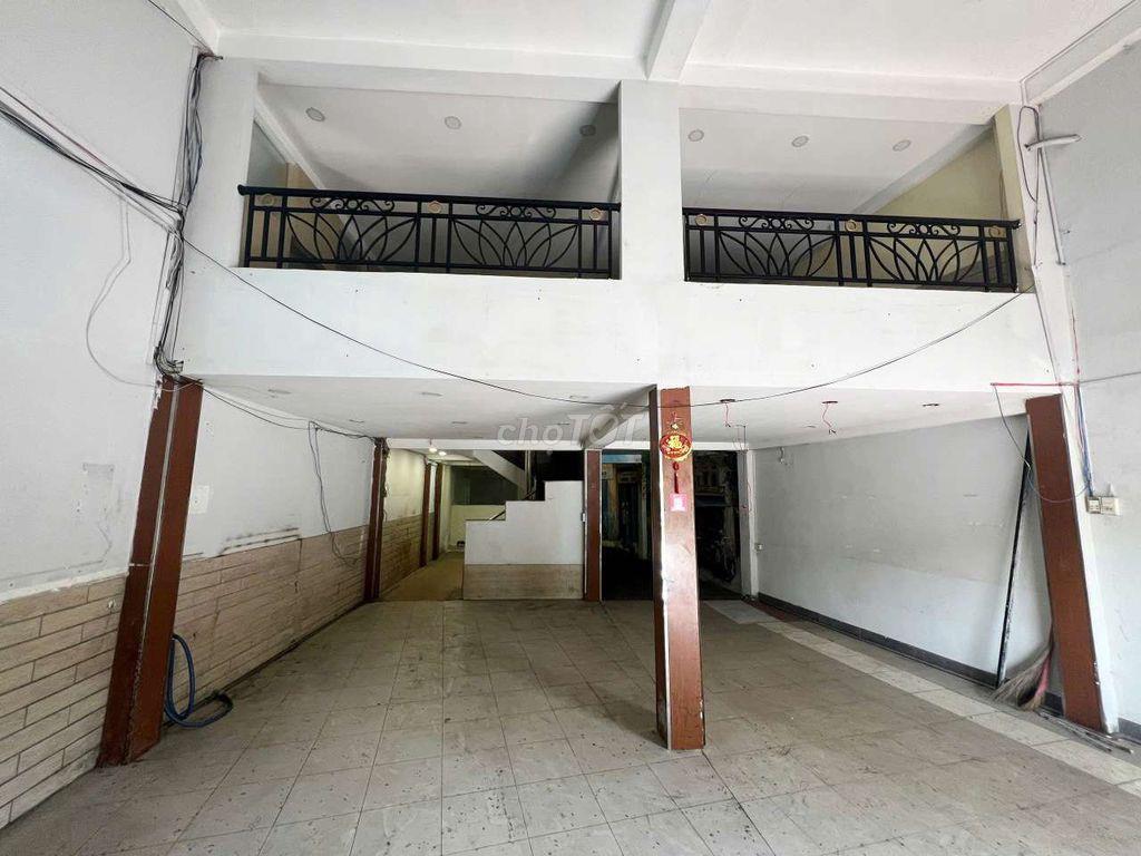 Cho thuê nhà Mặt tiền Hồng Bàng gần Cầu Vượt Cây Gõ, Q11- 7x18m- 4 tấm