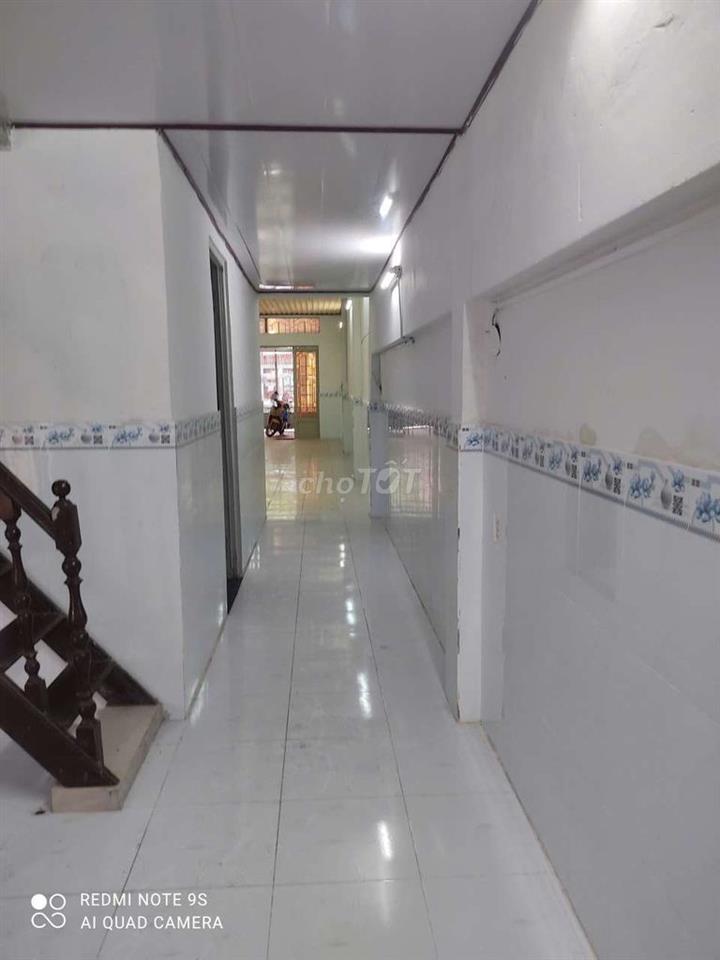 Cho thuê nhà Mặt tiền Phạm Thế Hiển, P7,Q8- 4x20- 2 phòng- kd tot